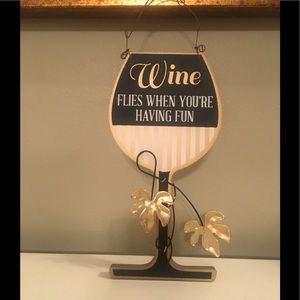 Small “Wine flies” decorative sign